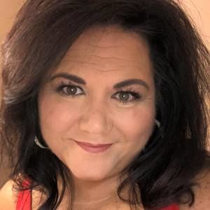 Meet your Posher, Selena